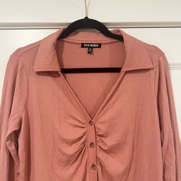Steve Madden Women's Long Sleeve Pink Button Down with Ruching Size M - Picture 3 of 9